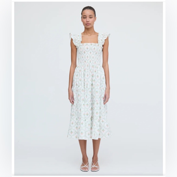 Hill House Dresses & Skirts - Hill House The Ellie Nap Dress - Pastel Trellis size Medium